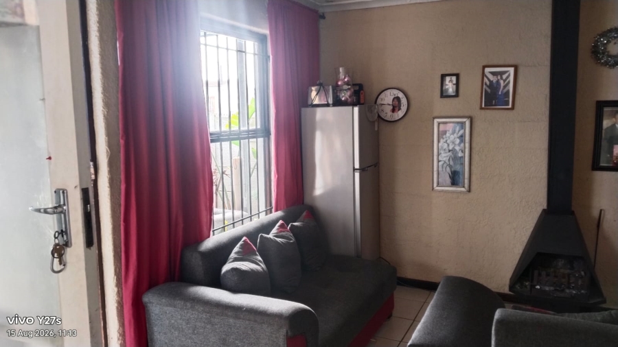 2 Bedroom Property for Sale in Bernadino Heights Western Cape